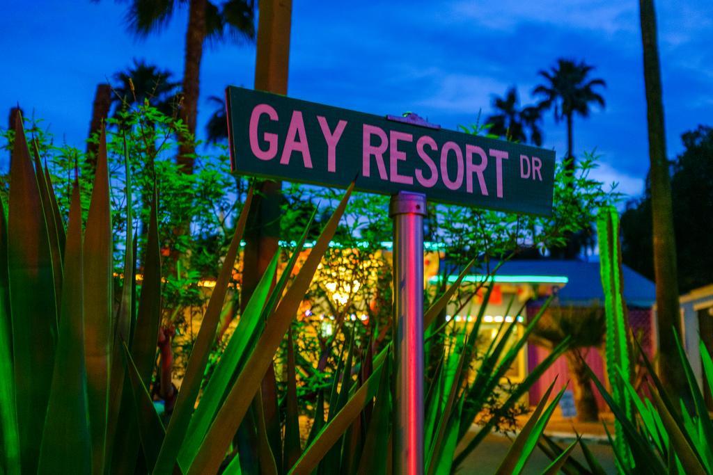 Ccbc Resort Hotel - A Gay Men'S Resort Cathedral City Bagian luar foto