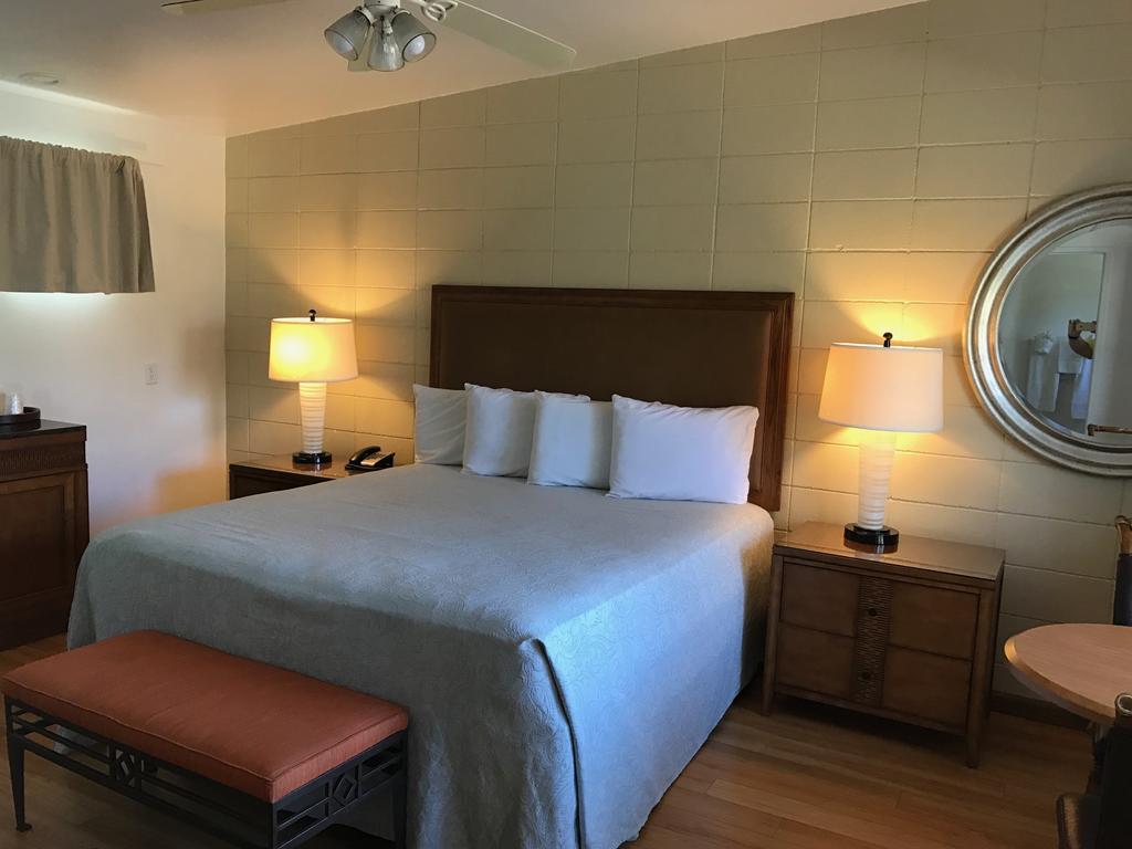 Ccbc Resort Hotel - A Gay Men'S Resort Cathedral City Bagian luar foto
