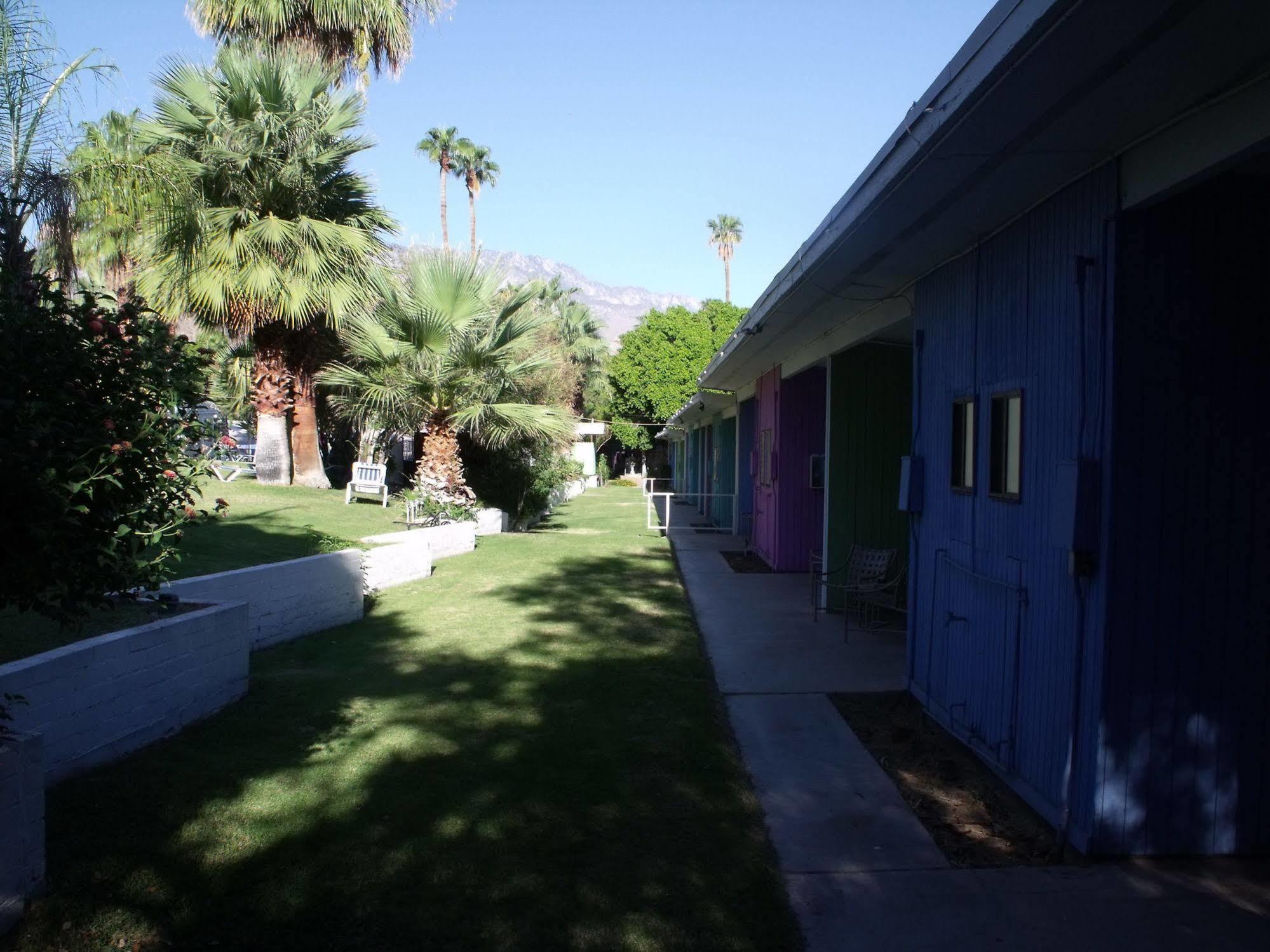 Ccbc Resort Hotel - A Gay Men'S Resort Cathedral City Bagian luar foto